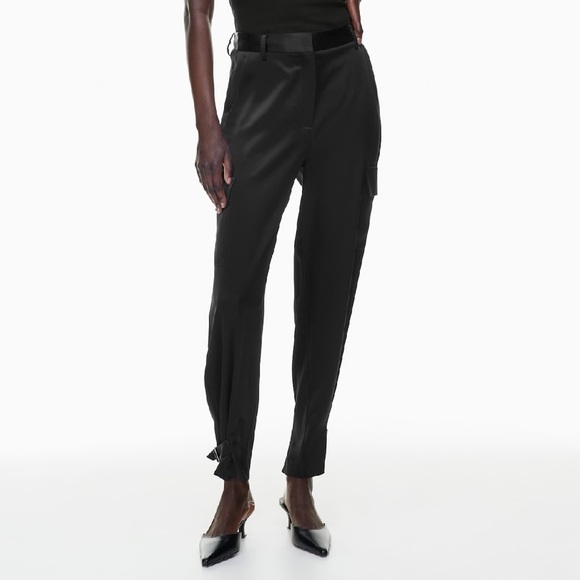 Aritzia Pants - Aritzia Black Straight-Leg Cargo Pants